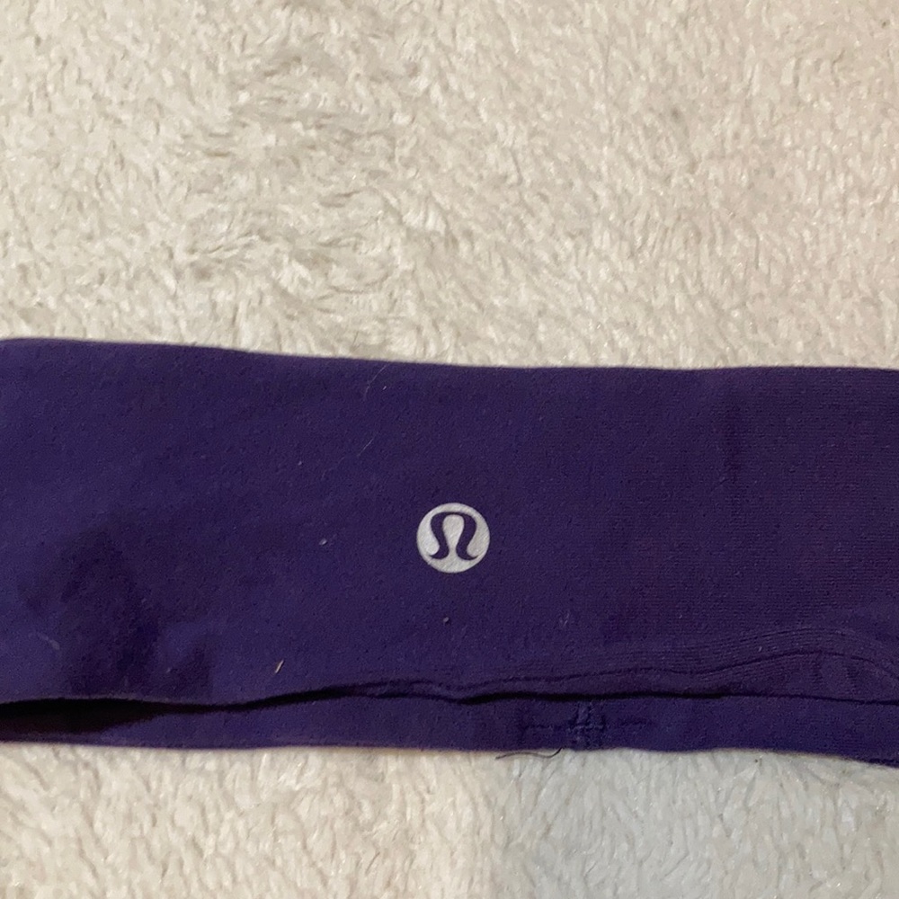 This is a purple Lululemon headband